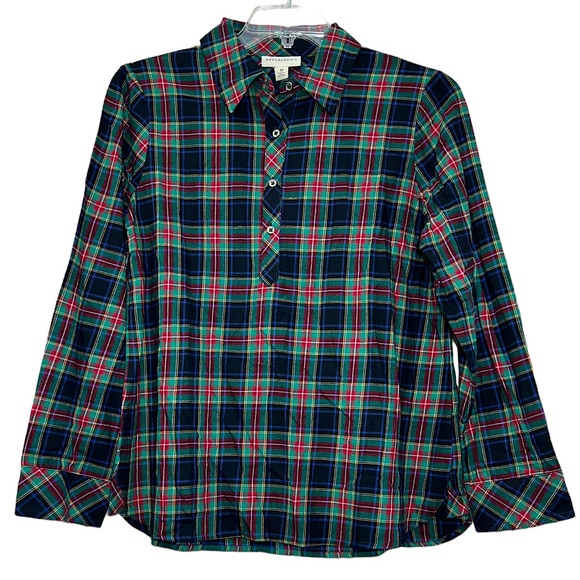 💥2/$15 NWOT Appleseed’s blue green red plaid Henley long sleeve top size medium - Picture 1 of 9